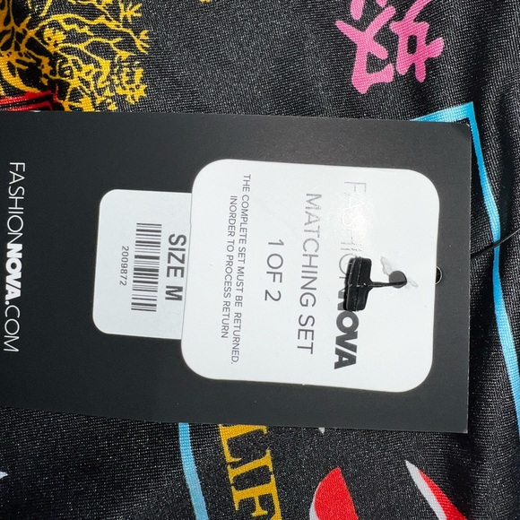 NWT - Fashion Nova 2pcs Colorful Graphic Print Leggings and bodysuits - Picture 5 of 5